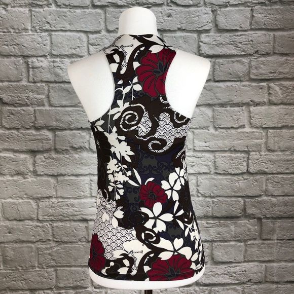 Athleta Turbocharge Grey, Navy, Burgundy, White Floral Active Tank - Picture 6 of 7
